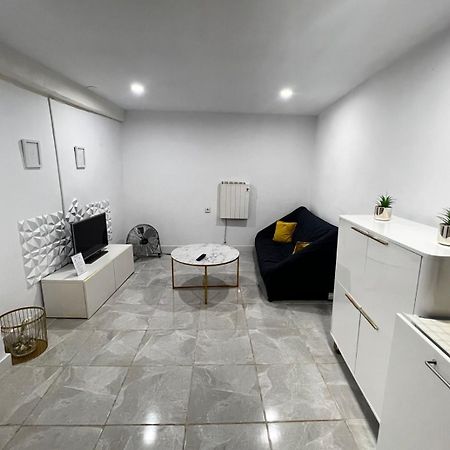 Appartamento Apartamento Centrico Economico En Berga P1 Esterno foto